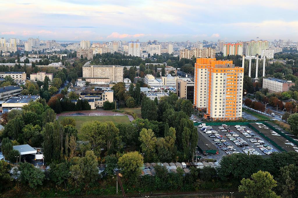 The Sky Loft Lägenhet Kiev Exteriör bild